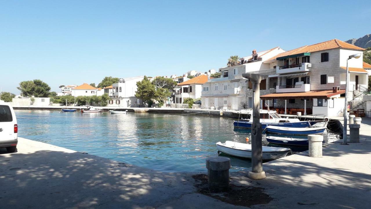 Apartmani Zilic Dugi Rat Buitenkant foto